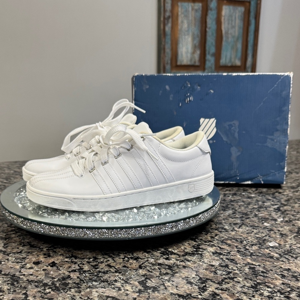 K-Swiss All-White Leather Court Pro ll comfort technology Sneakers EUC 8.5